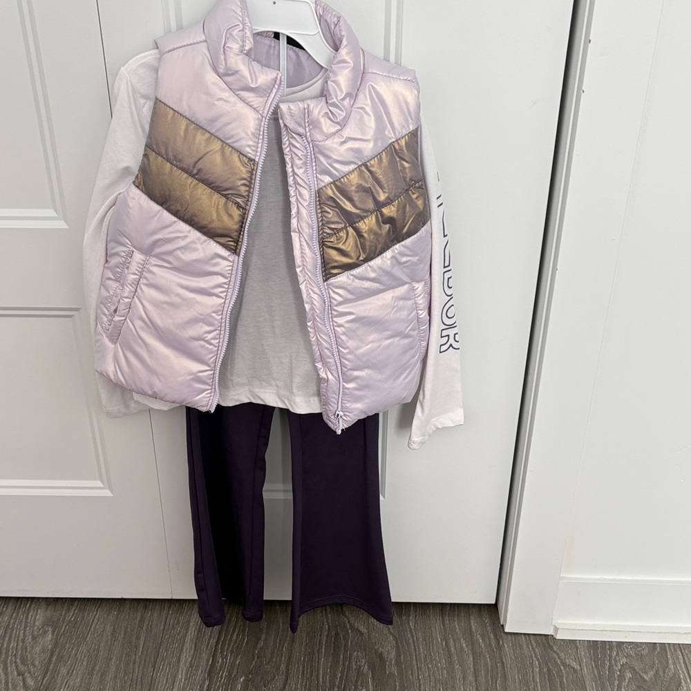 Reebok Girls Lavender Metallic Chevron Puffer Vest Set with Deep Purple Leggings